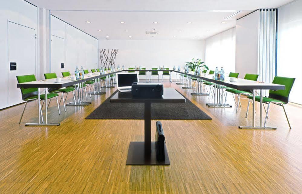 Acantus Hotel Weisendorf Екстериор снимка