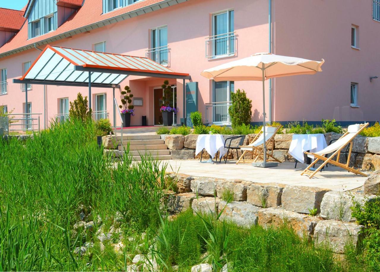 Acantus Hotel Weisendorf Екстериор снимка